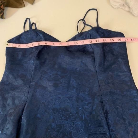 VICTORIAS SECRET VINTAGE GOLD LABEL PAISLEY JACQUARD FIT N FLARE NEGLIGEE DRESS - Picture 7 of 8